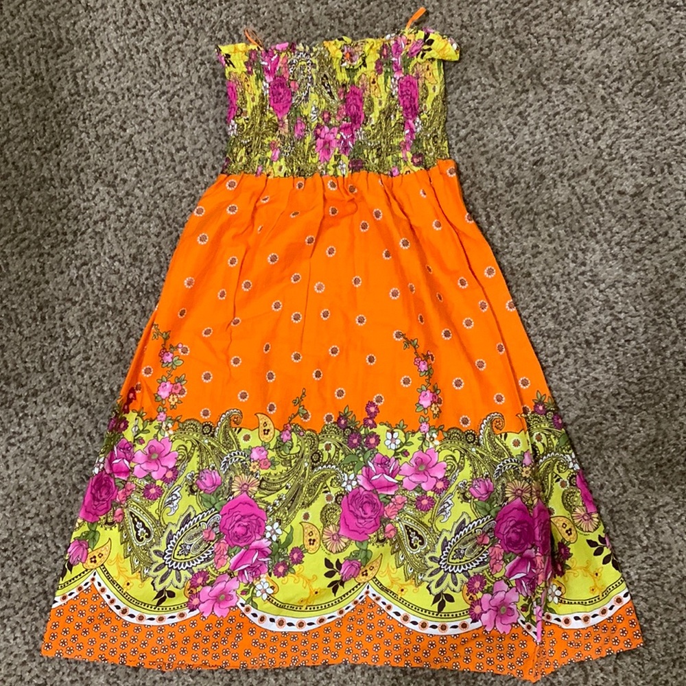 Floral strapless dress